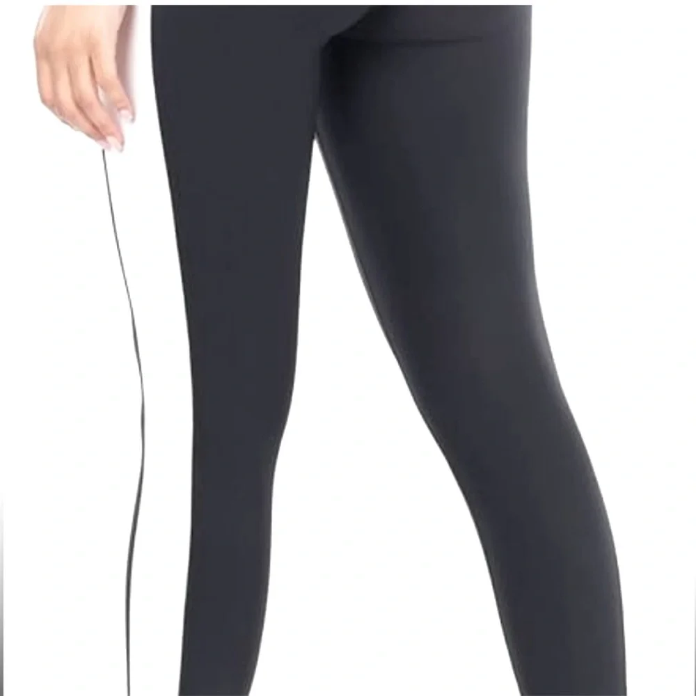 NWT KYODAN Ribbed Women XL Leggings, Black w/White stripe on sides, No Pockets - Picture 4 of 5